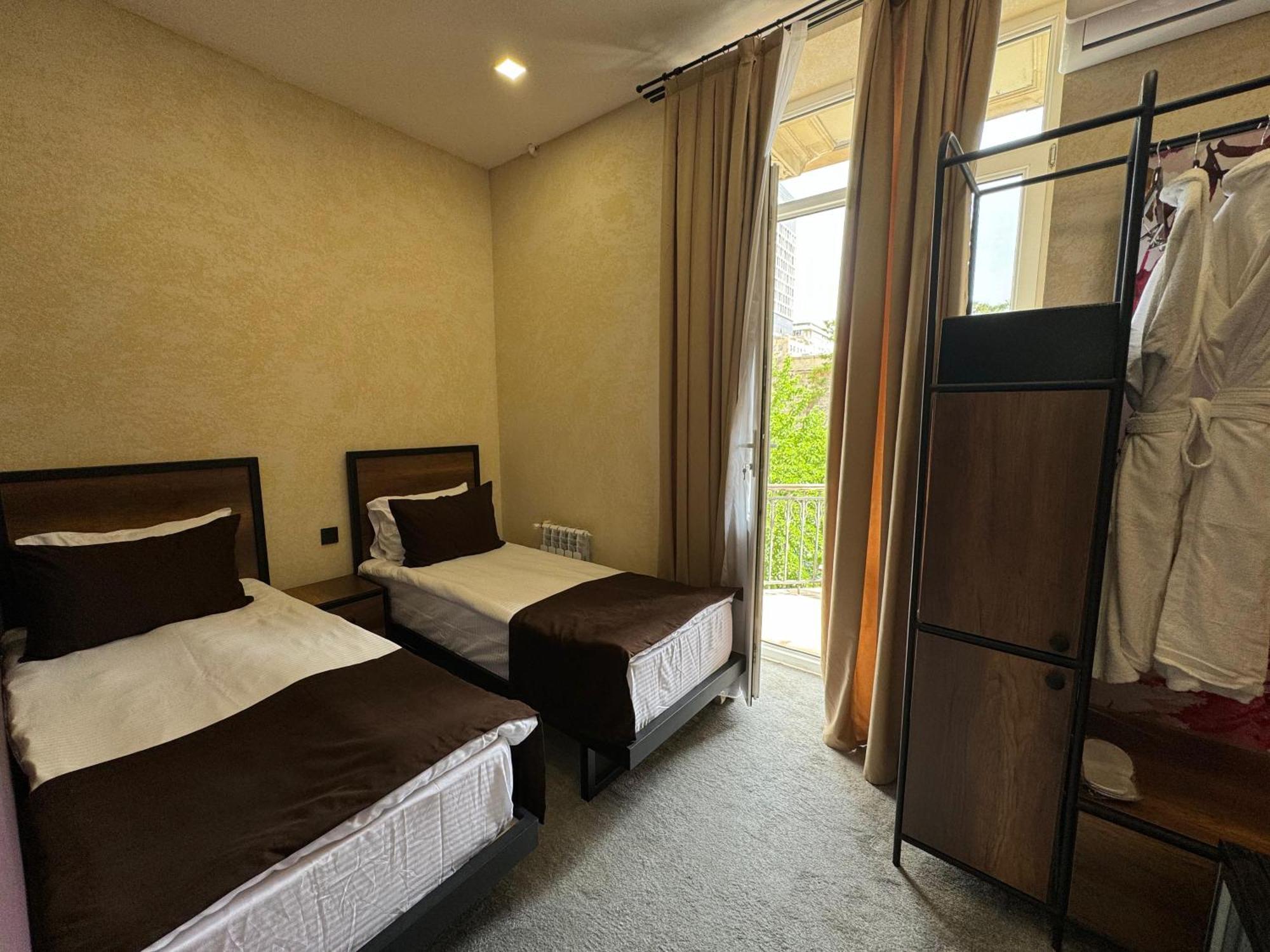 Liberta Hotel Baky Esterno foto