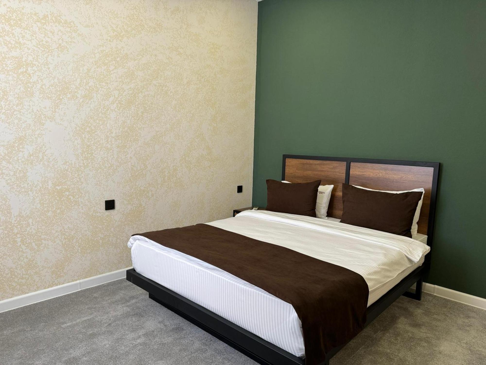Liberta Hotel Baky Esterno foto