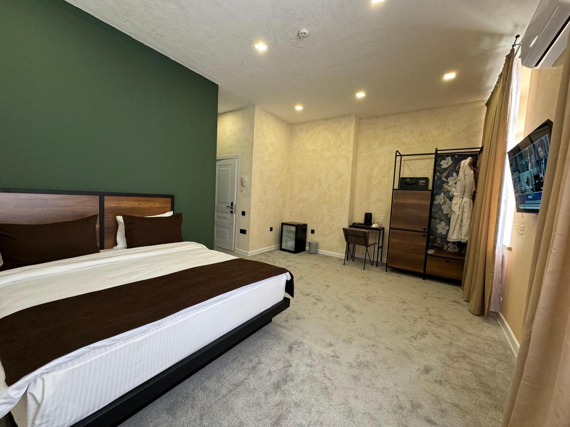 Liberta Hotel Baky Esterno foto